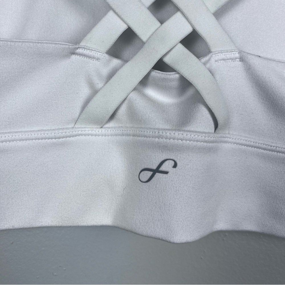 Freely Women's Strappy Back Low Impact Sports Bra Size L; Activewear - Picture 3 of 9